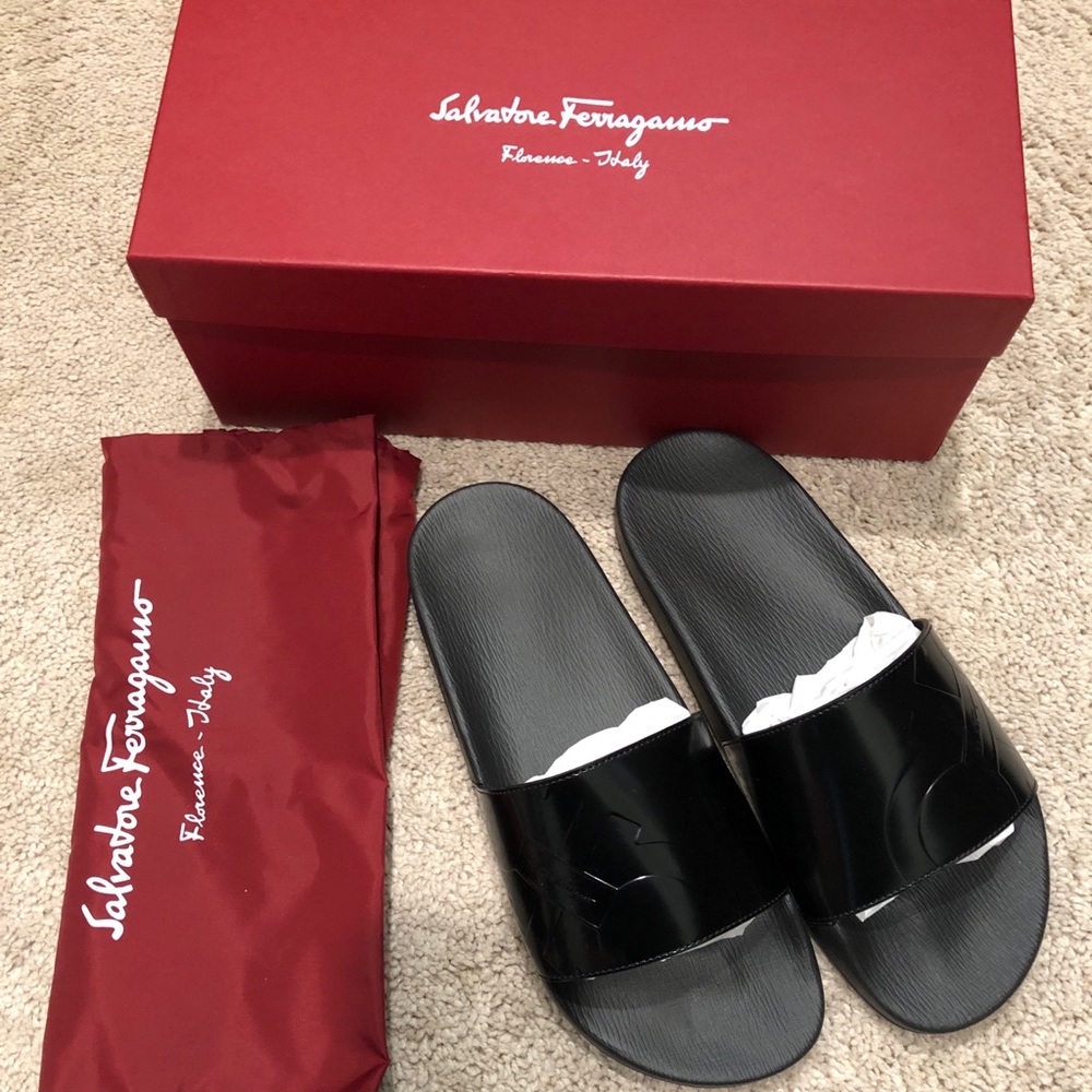Ferragamo Dash Slide Men’s Sandals US 9 Brand New